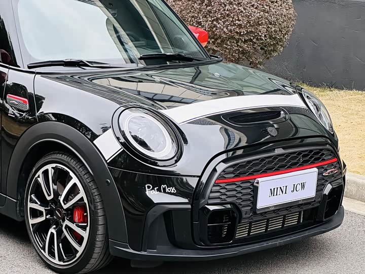 Mini Mini JCW 2023 2023款 2.0T JOHN COOPER WORKS Pat Moss纪念版