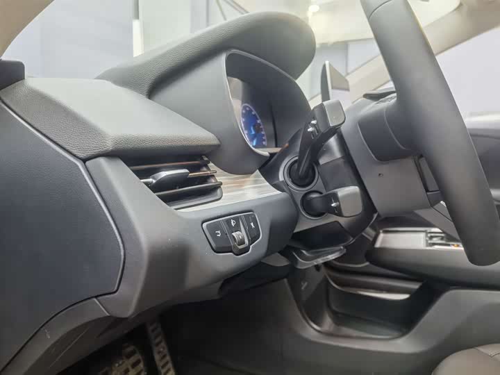 Hongqi E-QM5 2024 2024款 500km 出行版