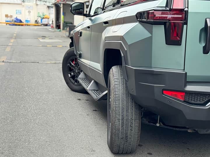 Dongfeng Mengshi M-Hero 917 2023 2023款 增程基础版