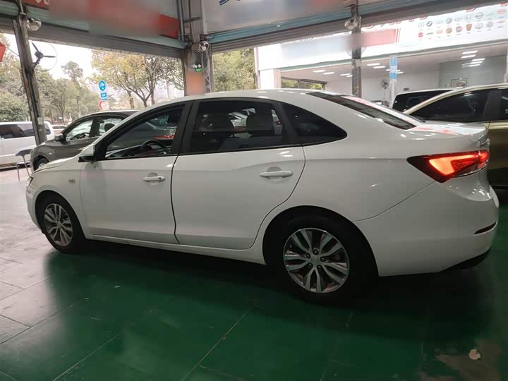 Buick Excelle GT 2021 2021款 改款 1.3T 自动轻混动精英型