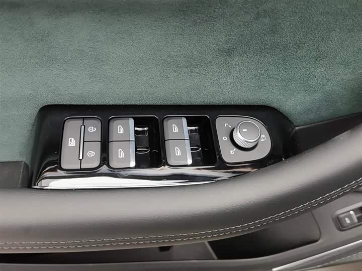 Geely Monjaro Thor Hybrid 2024 2024款 油混 1.5T 星云版