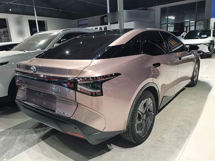 Toyota bZ3 2023 2023款 616km 长续航Premium