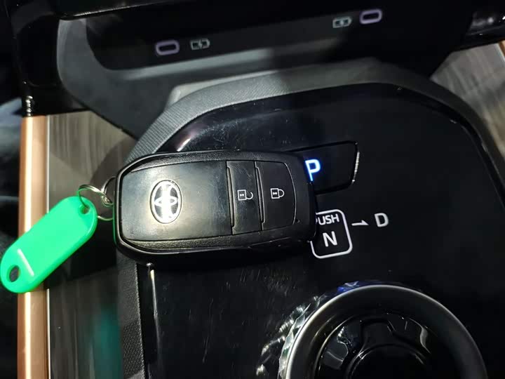 Toyota bZ3 2023 2023款 616km 长续航Premium