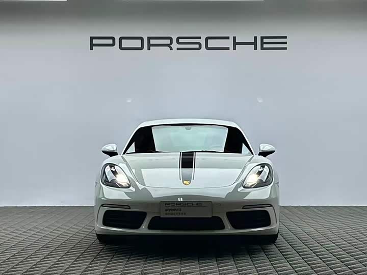 2023 Porsche 718