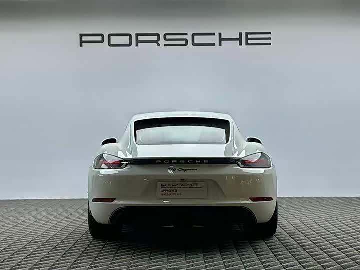 2023 Porsche 718