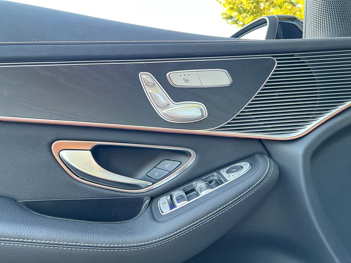 Mercedes-Benz EQC 2022 2022款 EQC 350 4MATIC