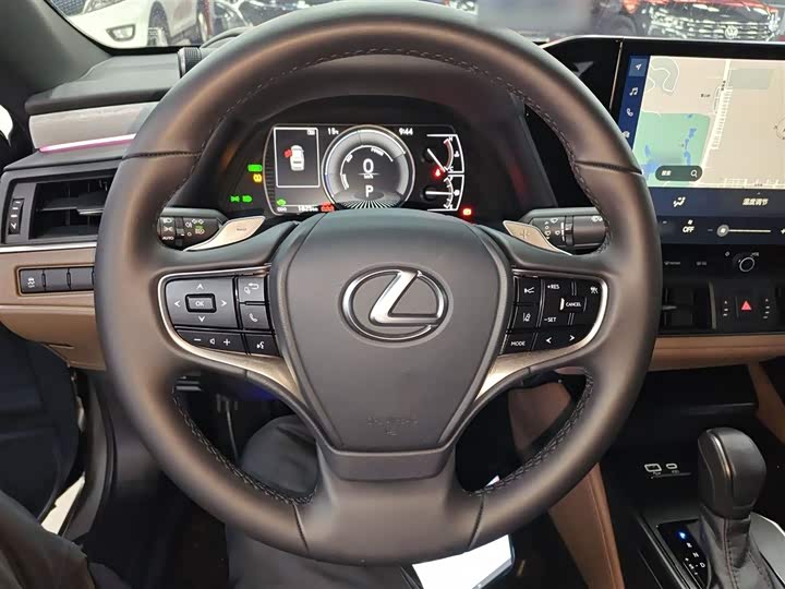 Lexus ES 2025 2025款 300h 臻享版