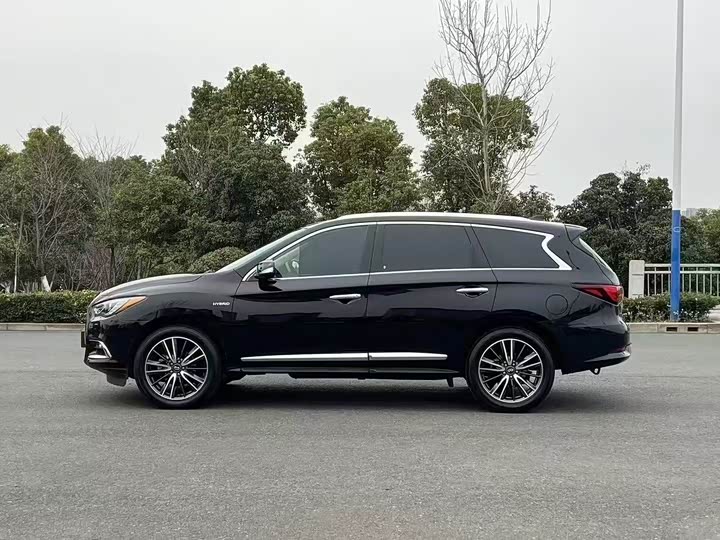 Infiniti QX60 2020 2020款 2.5 S/C Hybrid 两驱卓越版