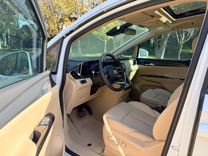 Buick GL8 Hybrid 2025 2025款 陆尚 尊享版 7座