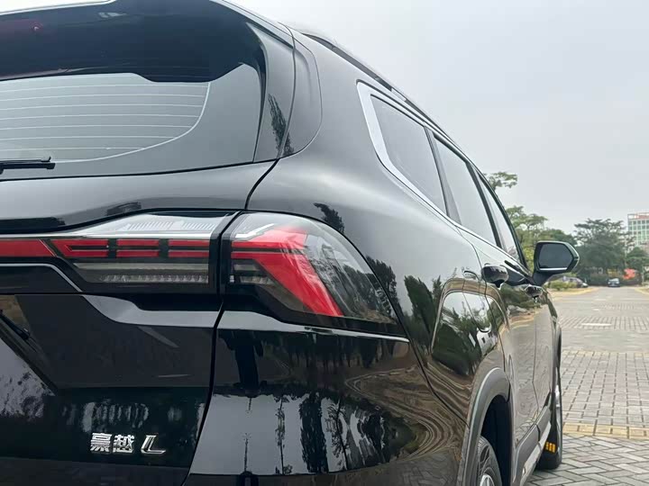 Geely Okavango L 2024 2024款 2.0T DCT尊贵型