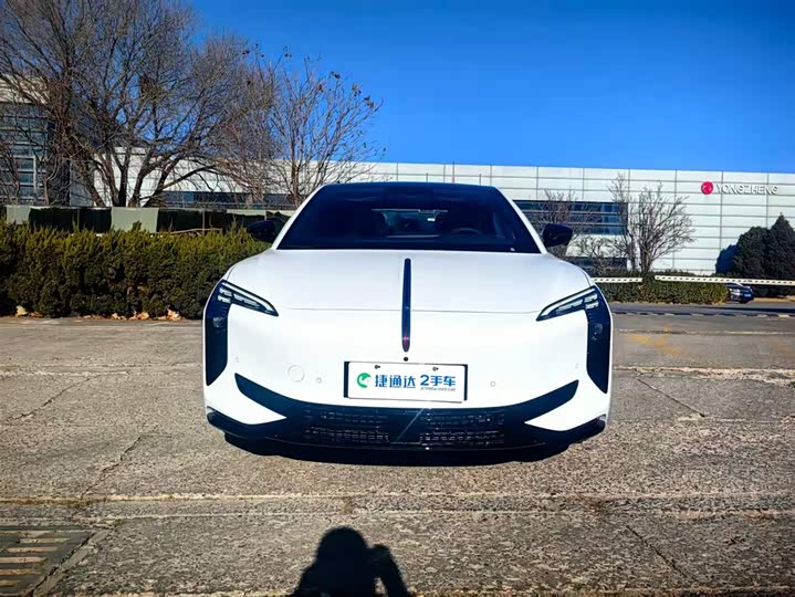 Hongqi EH7 2025 2025款 600 智选版