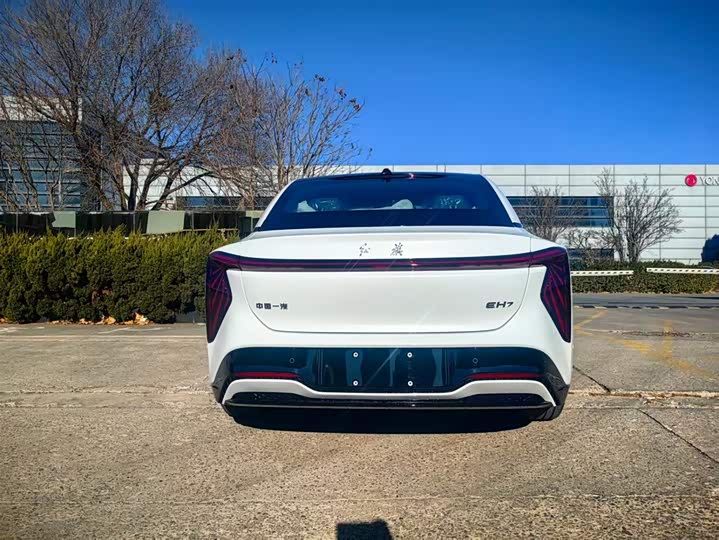 Hongqi EH7 2025 2025款 600 智选版