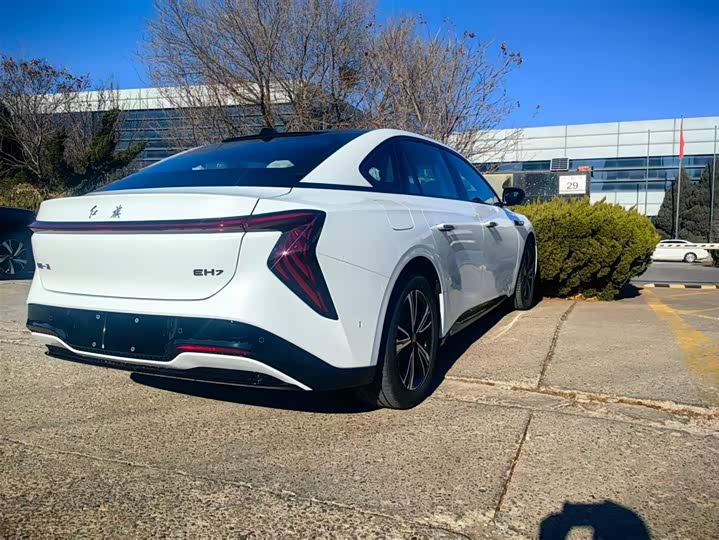 Hongqi EH7 2025 2025款 600 智选版