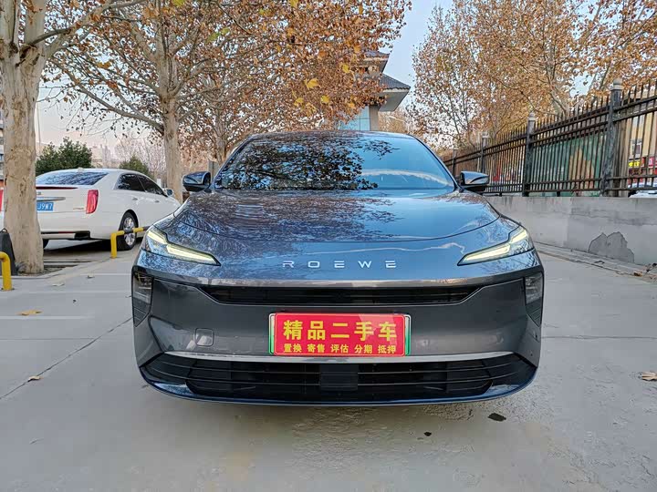 Roewe D6 2025 2025款 450km 尊享版