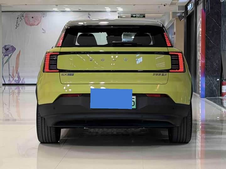 Volvo EX30 2025 2025款 后驱长续航版 Ultra
