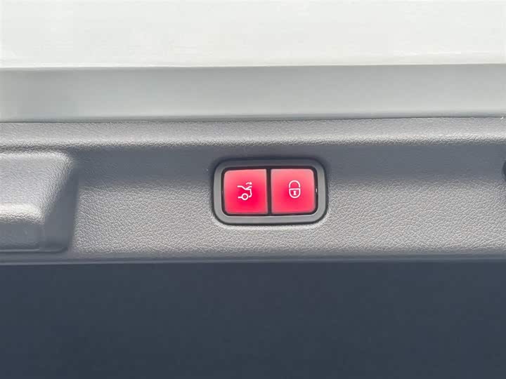 Mercedes-Benz EQE AMG 2023 2023款 AMG EQE 53 4MATIC+