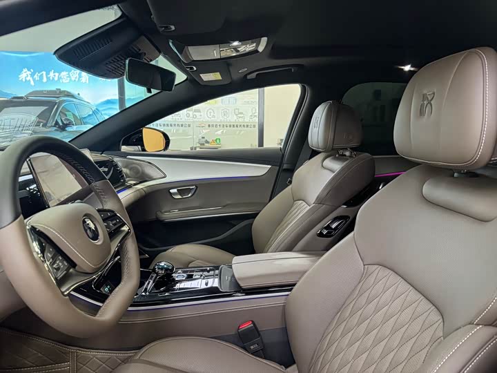 BYD Han 2025 2025款 EV 智驾版 506KM尊贵型