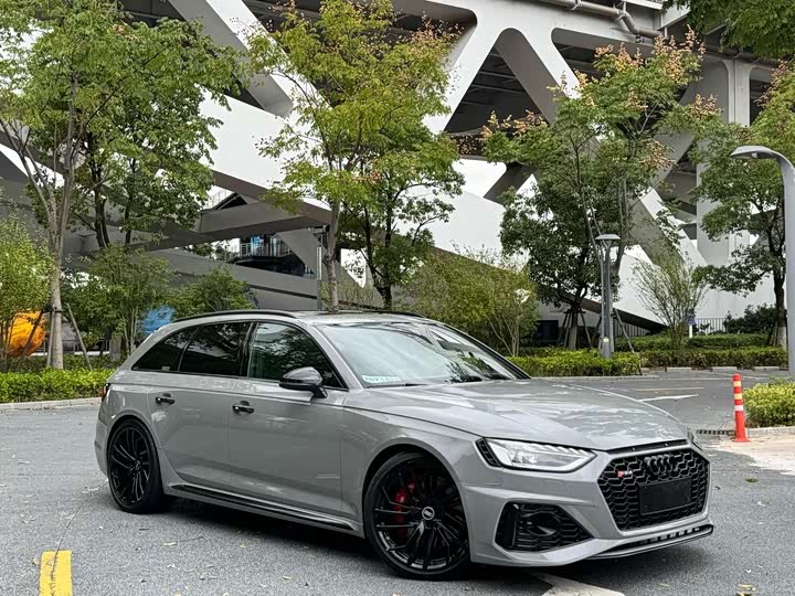 Audi RS 4 2022 2022款 RS4 Avant 黑曜版