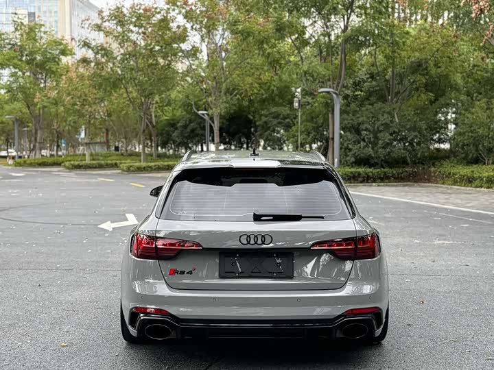 Audi RS 4 2022 2022款 RS4 Avant 黑曜版