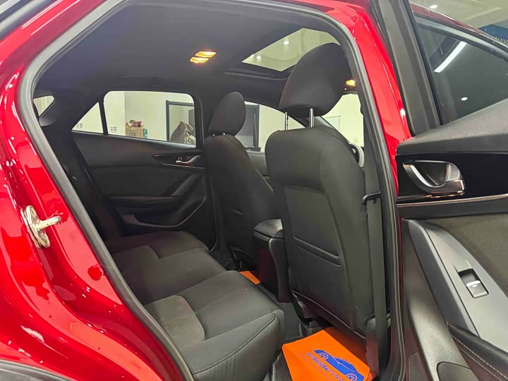 Mazda CX-4 2021 2021款 2.0L 自动两驱蓝天活力版