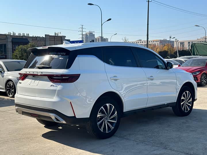Geely Vision X6 2021 2021款 PRO 1.4T 自动尊贵型