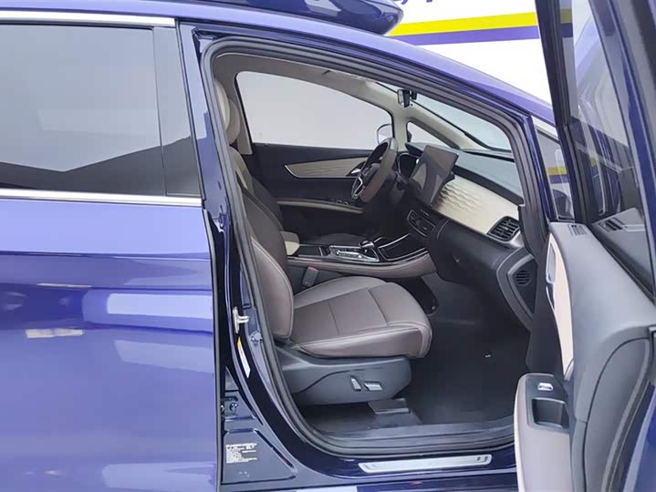 BYD Song Max Hybrid 2022 2022款 DM-i 105KM 行政版