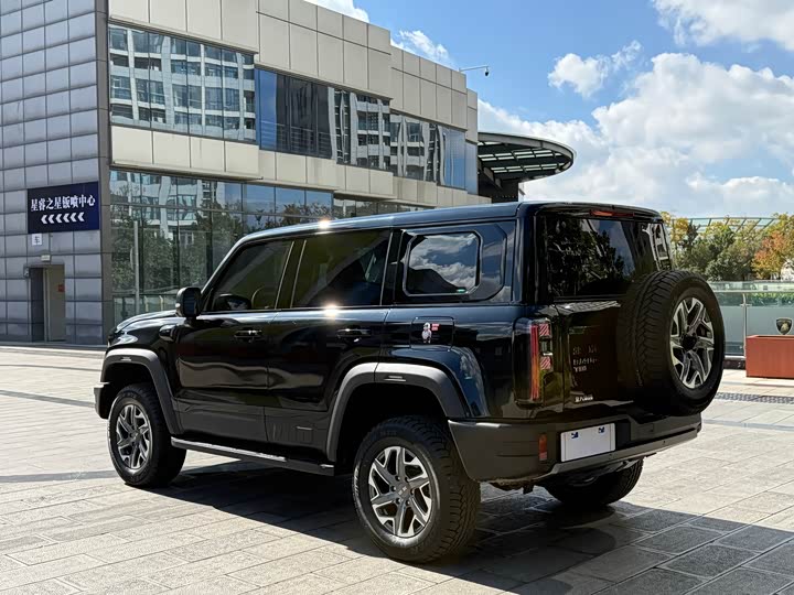 BAIC Beijing BJ40 2024 2024款 2.0D 全新刀锋英雄穿越者