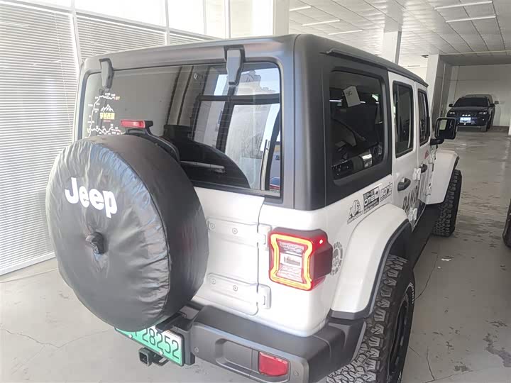 Jeep Wrangler Hybrid 2021 2021款 四门 2.0T 4xe 撒哈拉