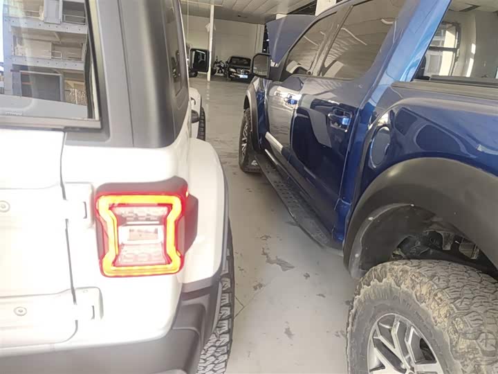 Jeep Wrangler Hybrid 2021 2021款 四门 2.0T 4xe 撒哈拉