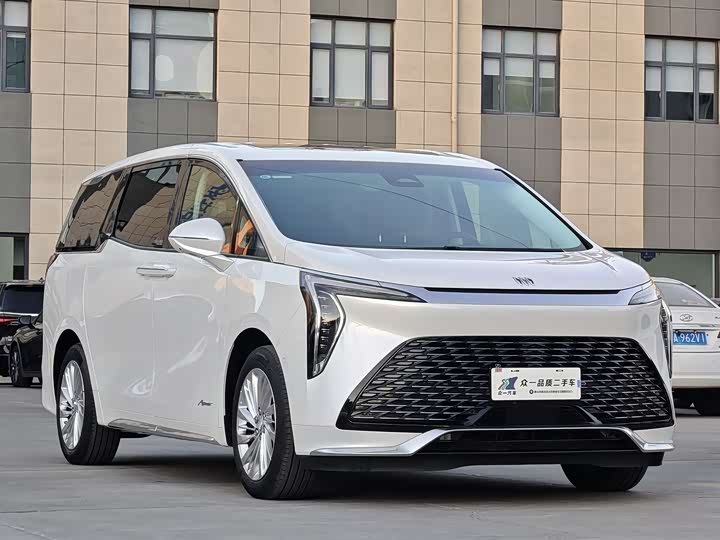 Buick GL8 Century 2025 2025款 2.0T 六座蕴世版