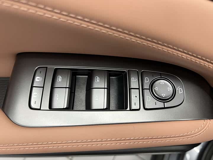 BYD Song L 2025 2025款 智驾版 662km 激光雷达卓越型