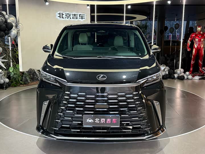 Lexus LM 2023 2023款 500h 六座尊崇版