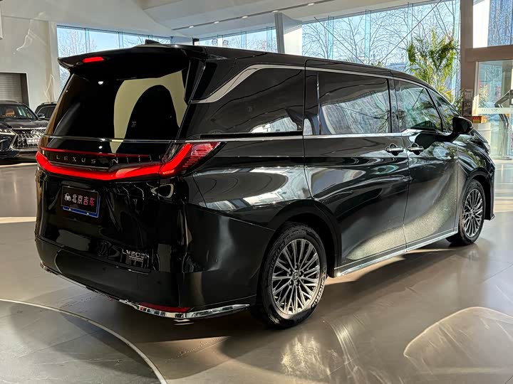 Lexus LM 2023 2023款 500h 六座尊崇版