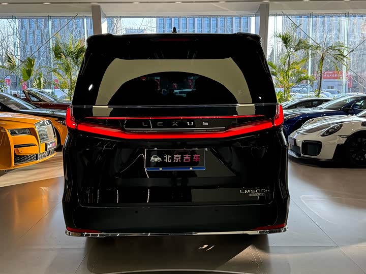 Lexus LM 2023 2023款 500h 六座尊崇版