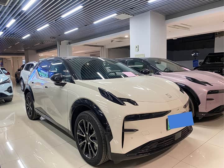 Zeekr X 2025 2025款 四座后驱魔方版