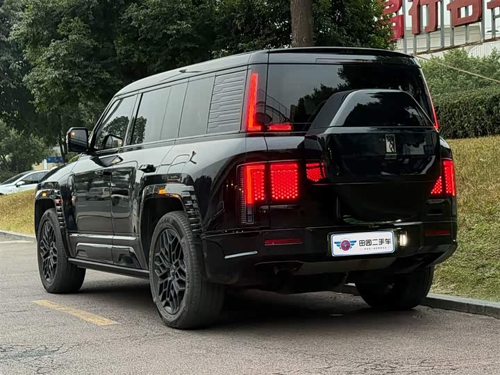 BYD Yangwang U8 2023 2023款 豪华版