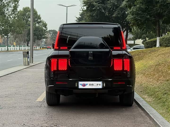 BYD Yangwang U8 2023 2023款 豪华版