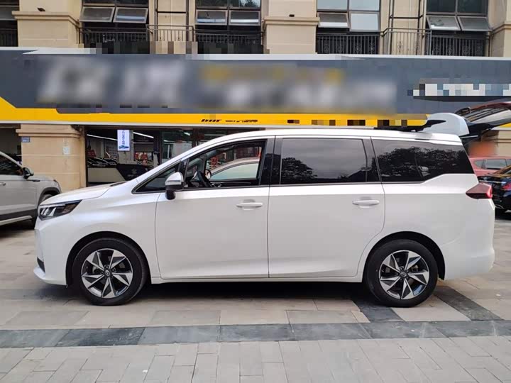 GAC Trumpchi M6 2023 2023款 PRO 270T DCT豪华版