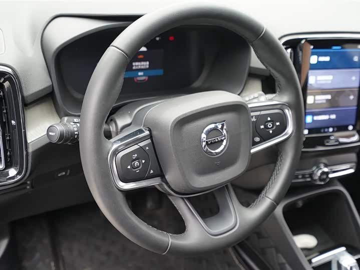 Volvo XC40 2024 2024款 B3 智远豪华版