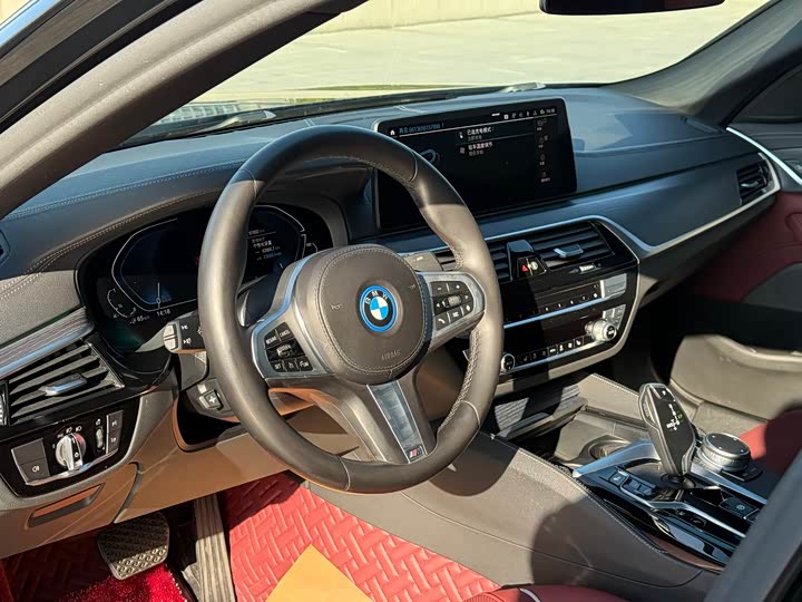 BMW 5 Series Hybrid 2022 2022款 535Le M运动套装