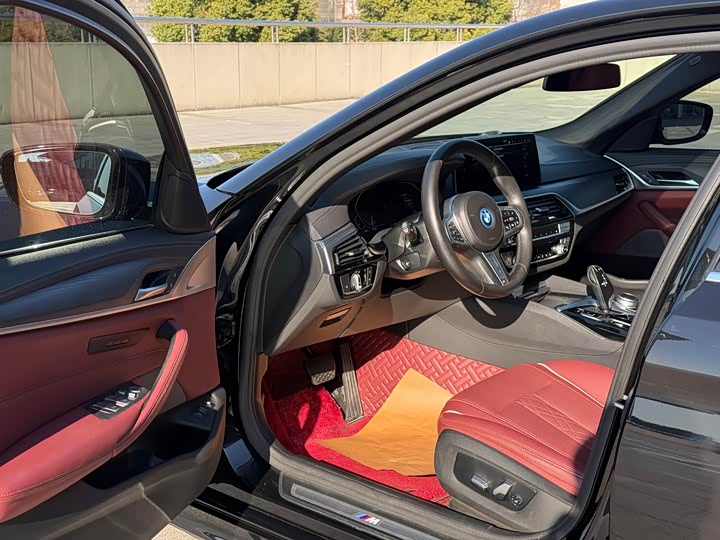 BMW 5 Series Hybrid 2022 2022款 535Le M运动套装