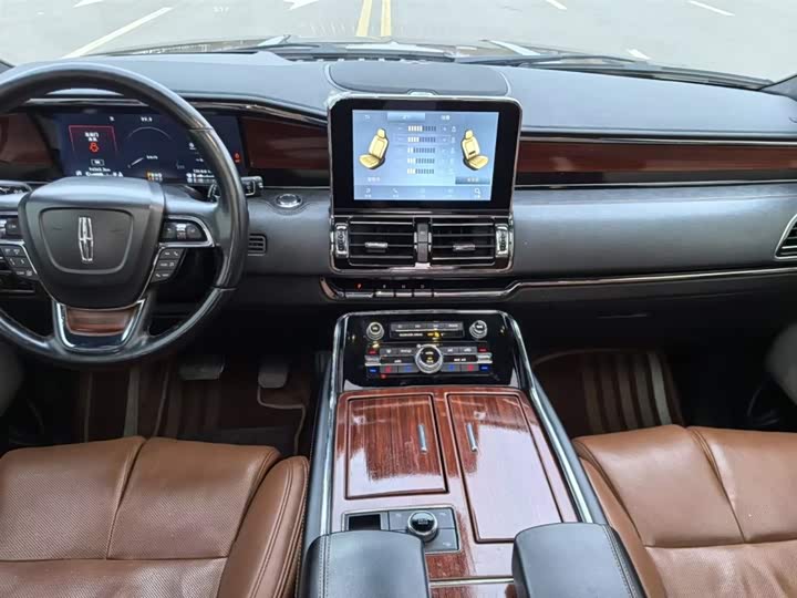 Lincoln Navigator 2022 2022款 3.5T 尊耀版