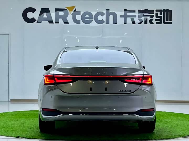Lexus ES 2025 2025款 200 臻享版