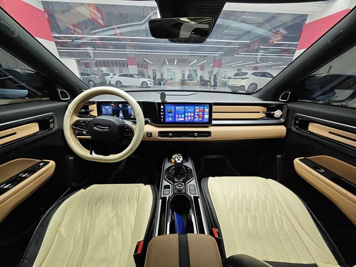 Geely Icon 2023 2023款 1.5TD 巧克力醇臻版