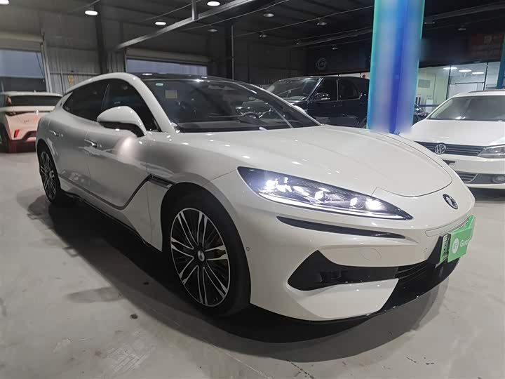 2024 Denza Z9GT