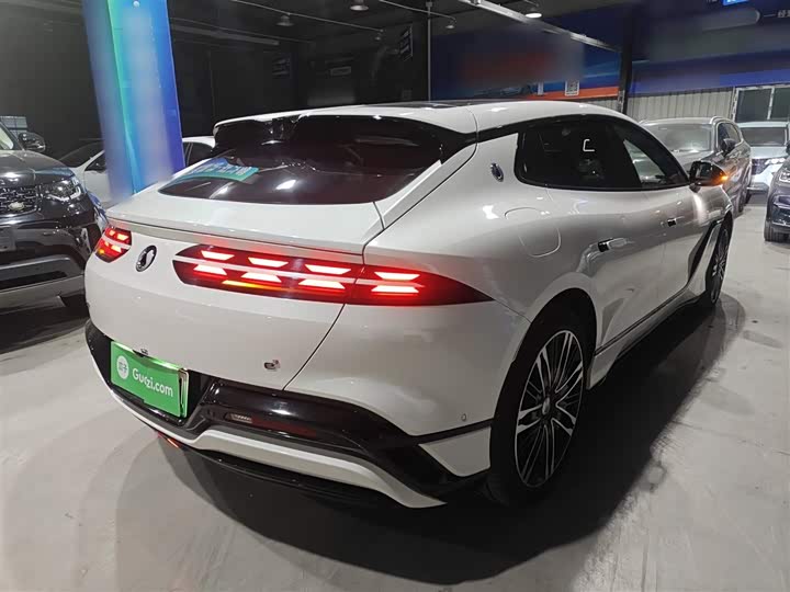 Denza Z9GT 2024 2024款 1100四驱Ultra版