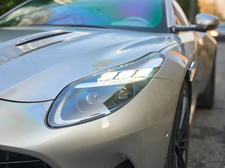 Aston Martin DB12 2023 2023款 4.0T V8 Coupe