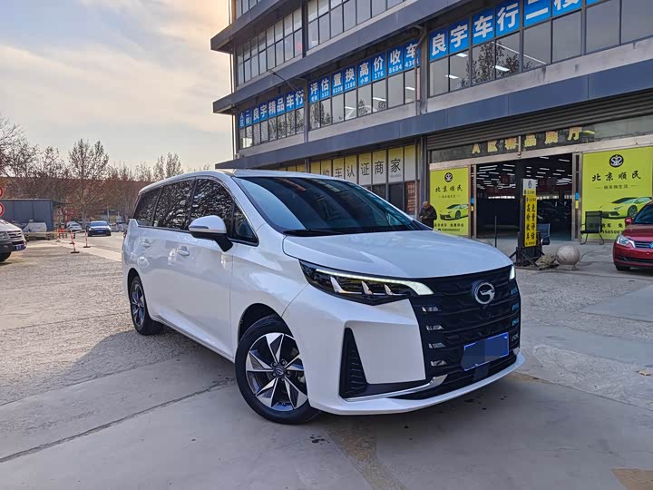 GAC Trumpchi M6 2023 2023款 PRO 270T DCT豪华版