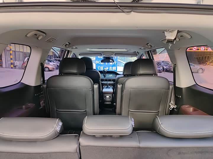 GAC Trumpchi M6 2023 2023款 PRO 270T DCT豪华版