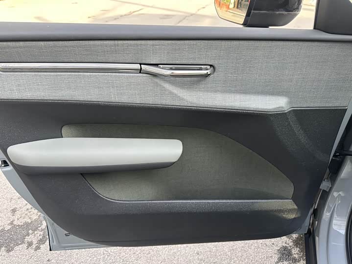 Volvo EX30 2025 2025款 后驱长续航版 Ultra